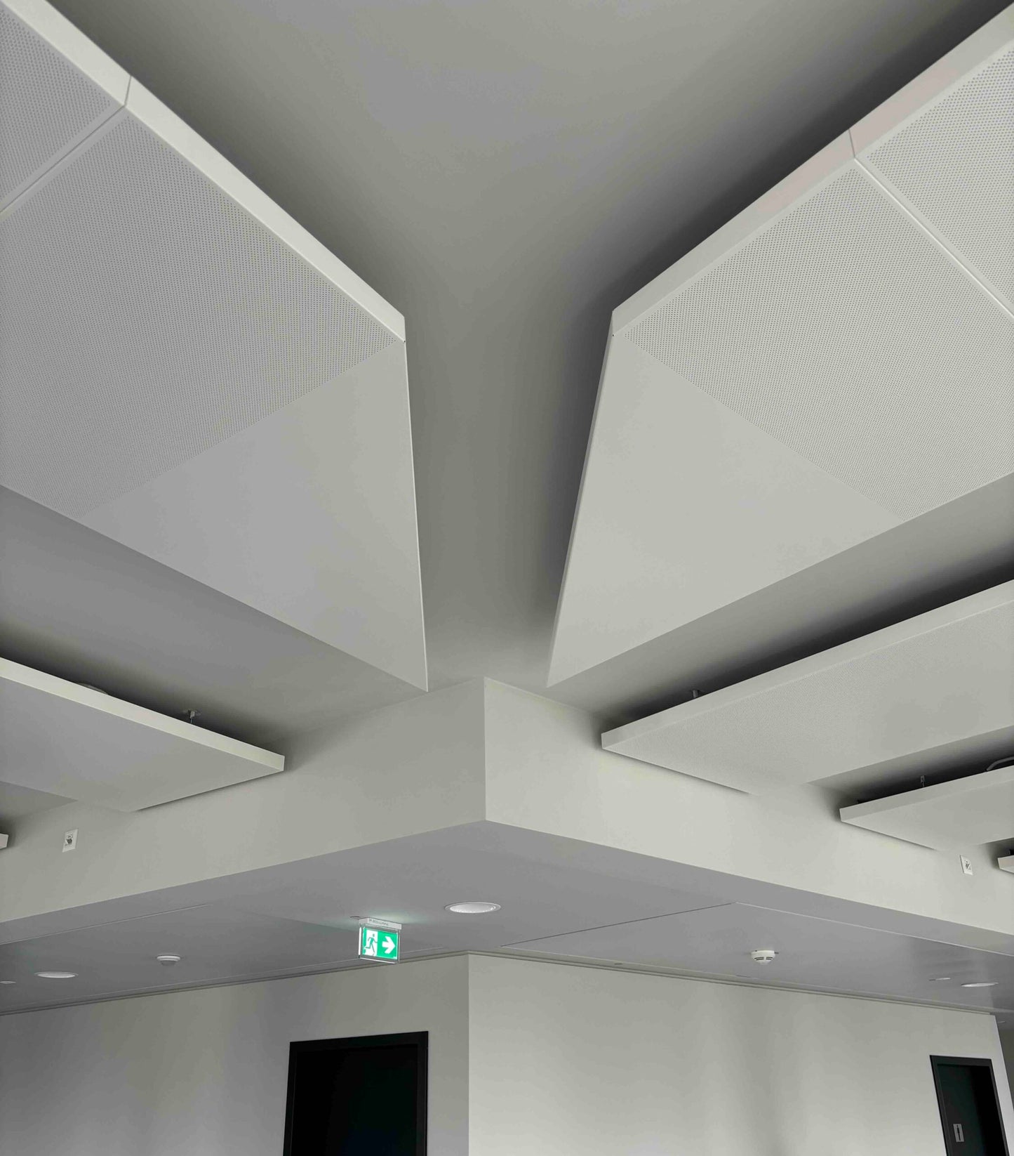 Deckensegel<br>Heizen/Kühlen